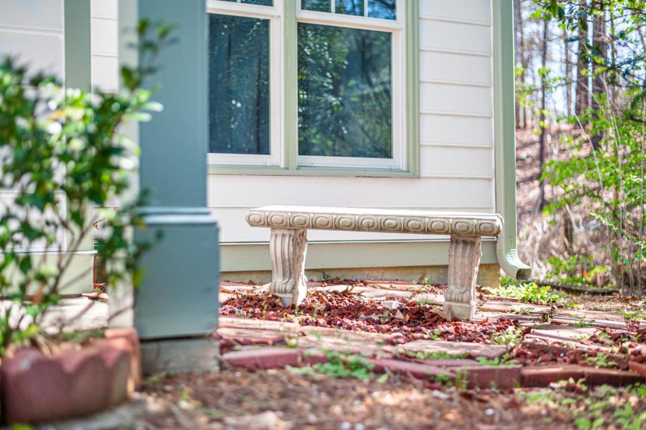 Cozy Industrial Kildaire Farms Home- Near Downtown Cary Esterno foto
